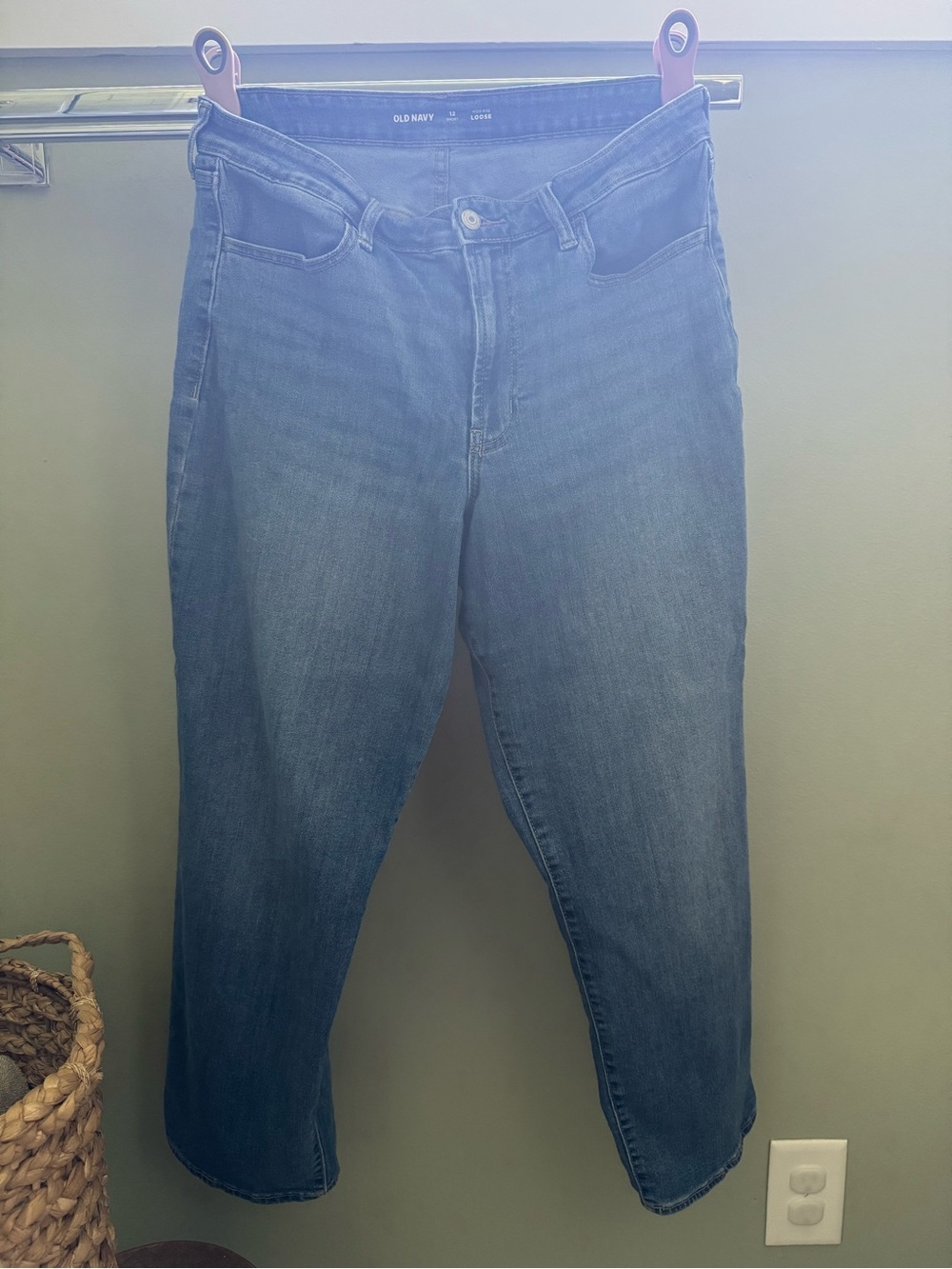 Old Navy Blue Jeans. High Rise, Loose fit.